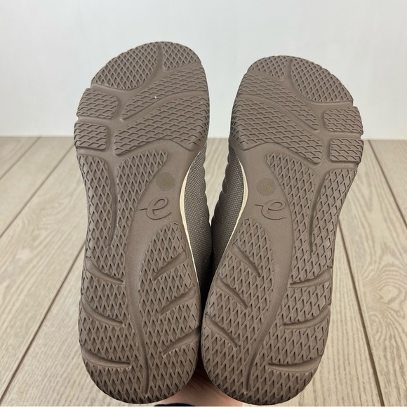 Easy Spirit Be Strong 2 Zipper Front Walking Sneakers Shoes 12M Taupe $70 - Picture 10 of 11